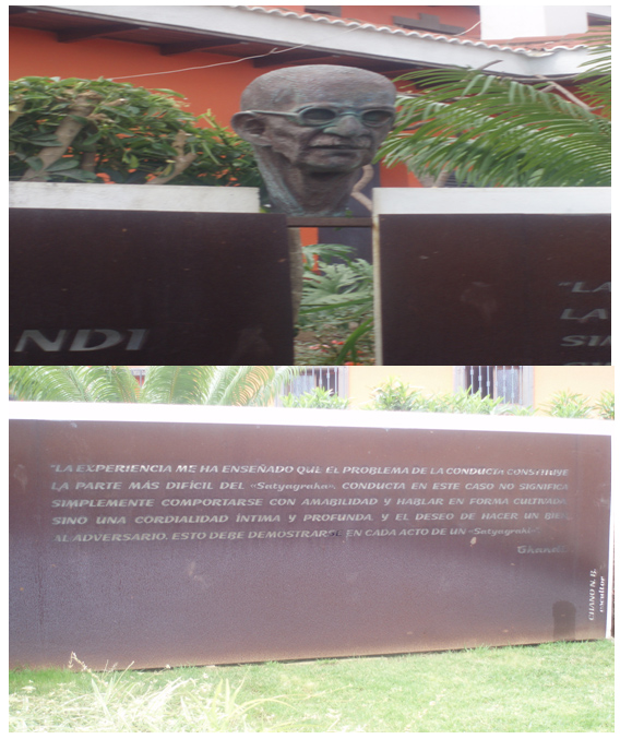 Escultura a Mahatma Gandhi