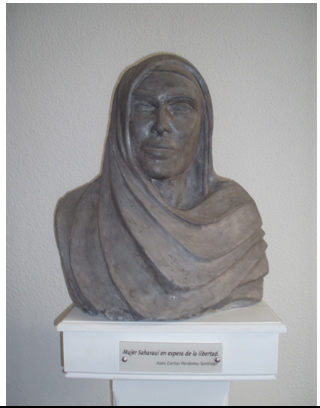 Escultura Mujer Saharaui