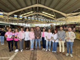 El Mercado Municipal de Telde se tiñe de rosa para ganar la batalla al cáncer de mama